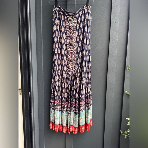 Angie Navy and Red Patterned Maxi Skirt - Picture 4 of 8